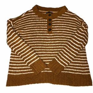 American Eagle mustard yellow sweater knit Henley